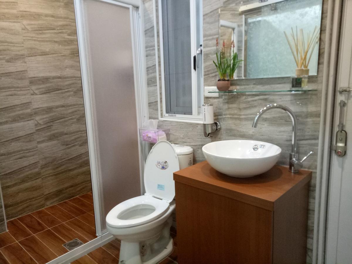 Ji Shih Life Style Hotel Tainan Bagian luar foto