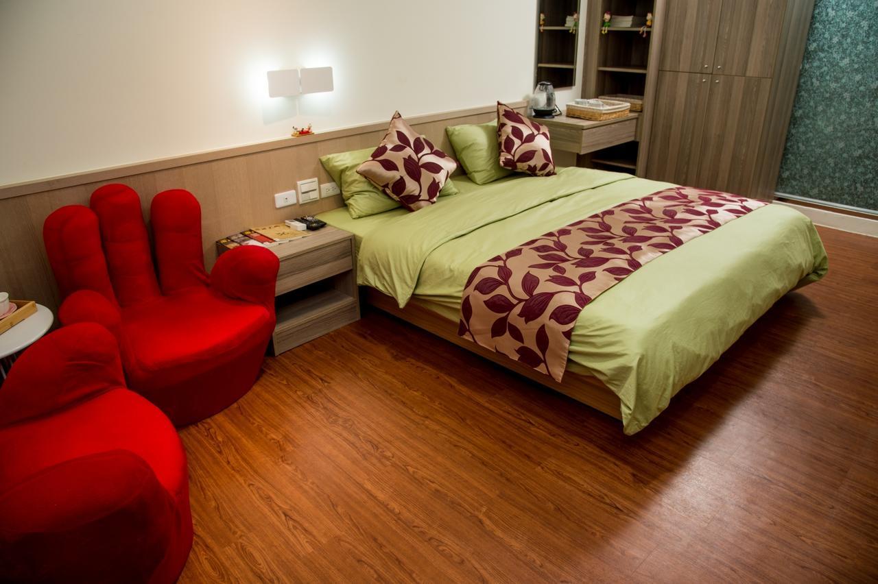 Ji Shih Life Style Hotel Tainan Bagian luar foto
